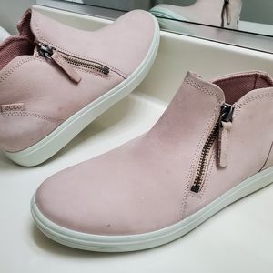 ECCO Soft 7 Zip Ankle Bootie Rose Dust